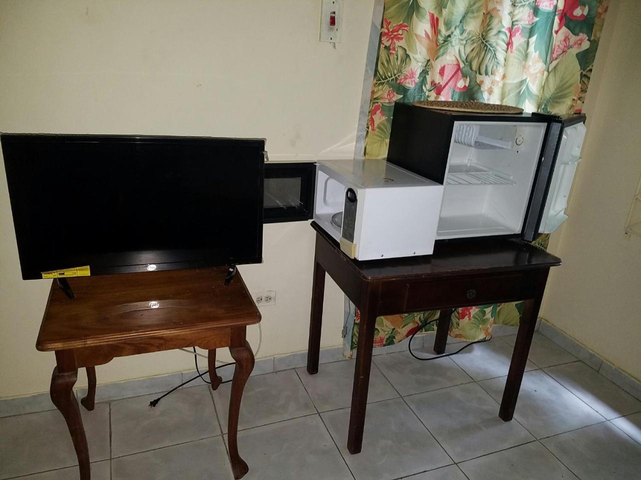 Tropical Court Hotel Montego Bay Zewnętrze zdjęcie